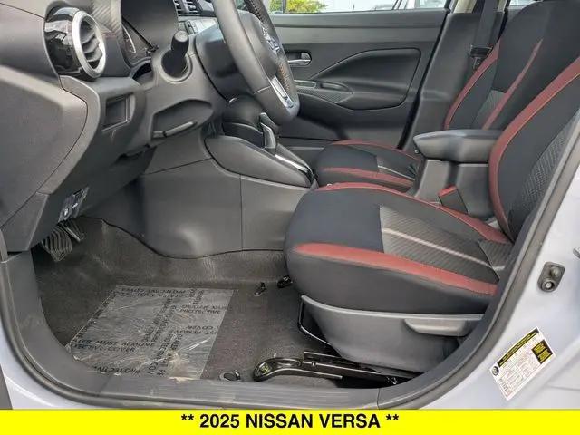 2025 Nissan Versa 1.6 SR
