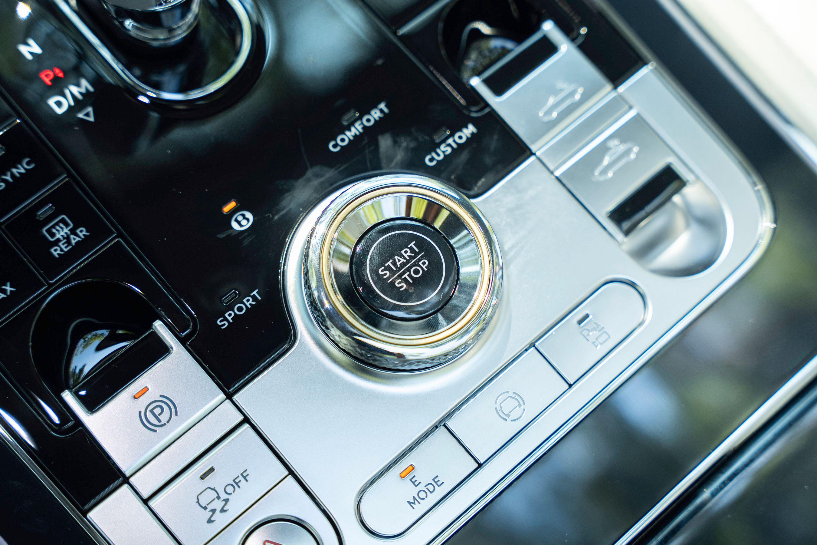 2026 Bentley Continental GTC Azure - Photo 28