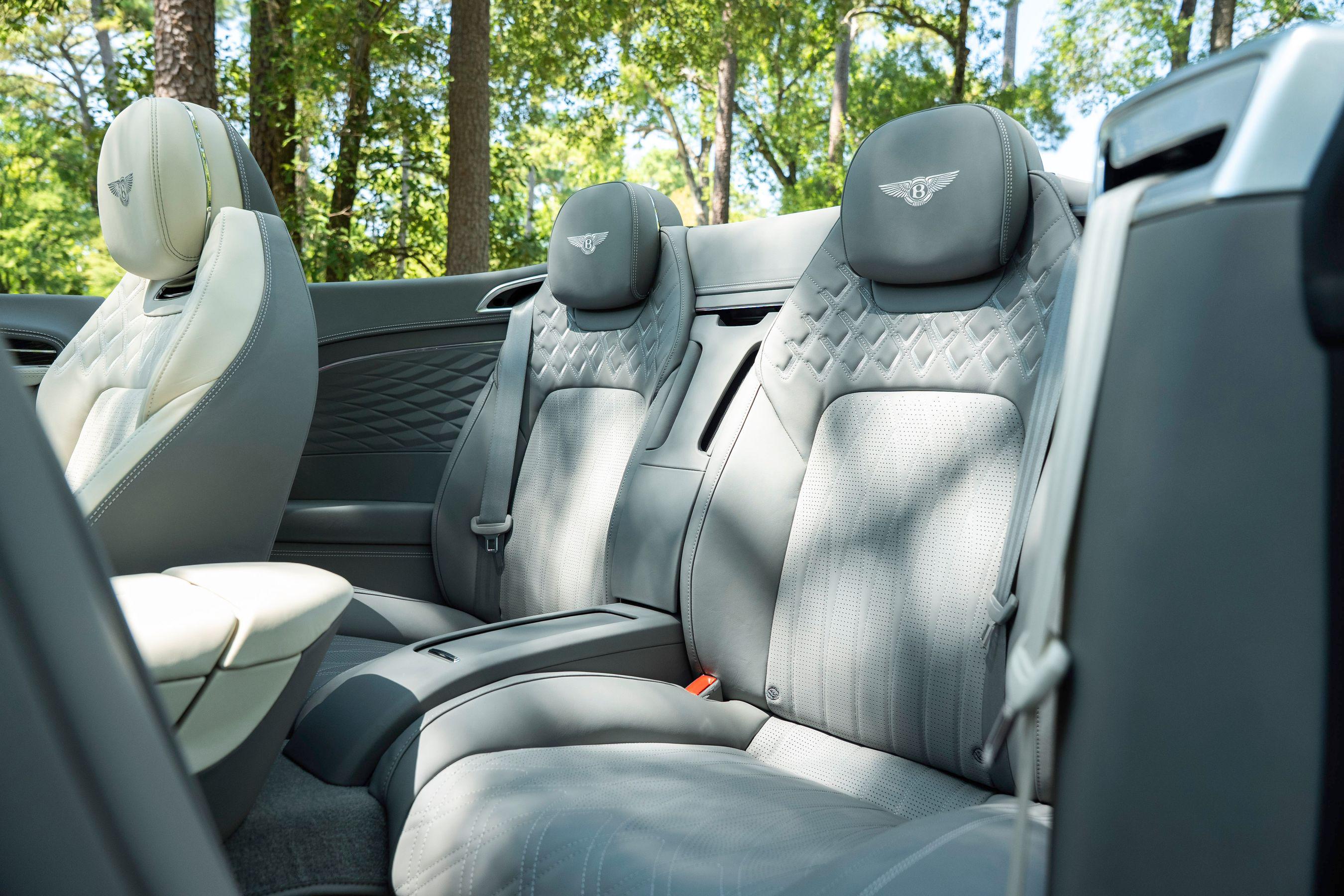 2026 Bentley Continental GTC Azure - Photo 38