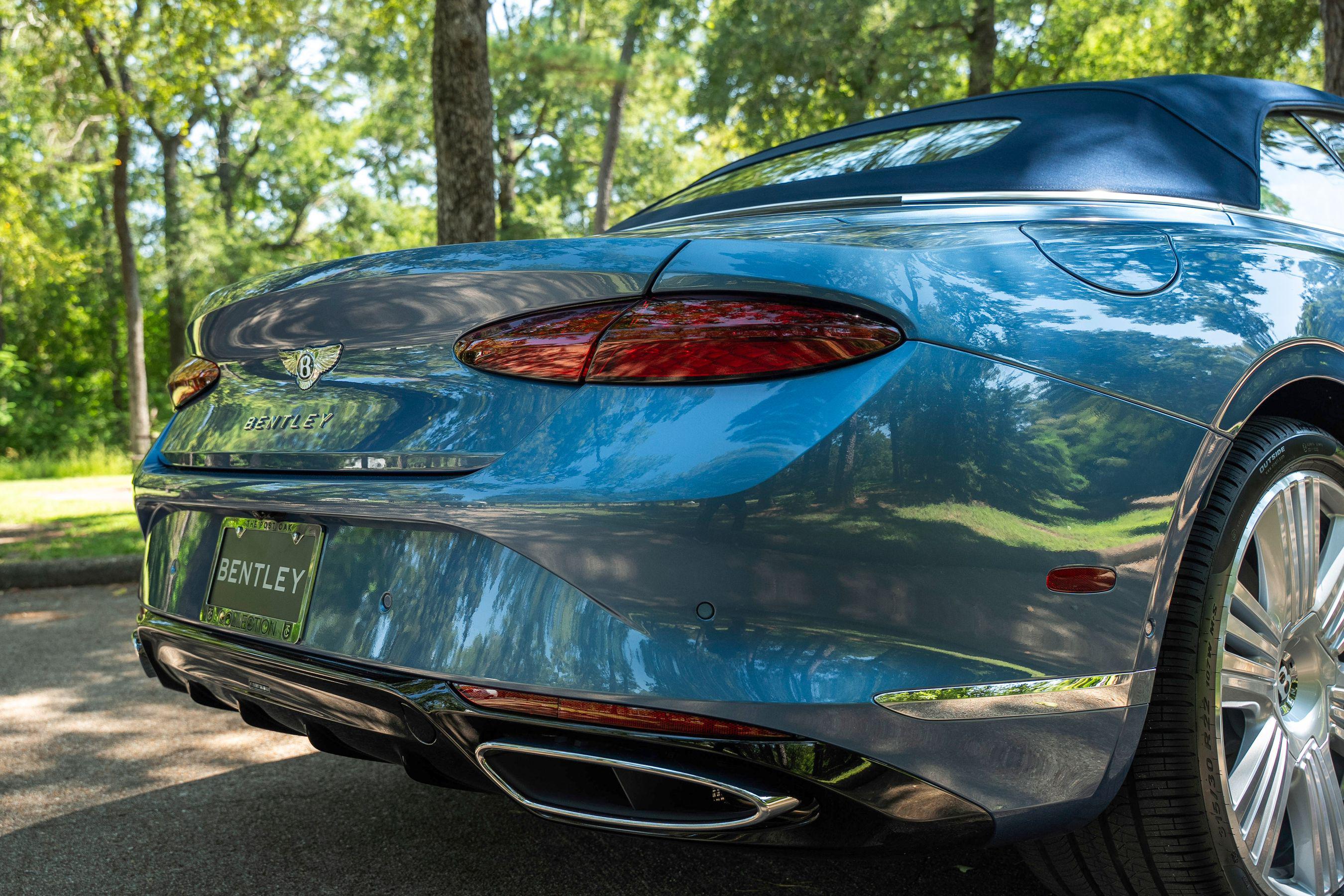 2026 Bentley Continental GTC Azure - Photo 46
