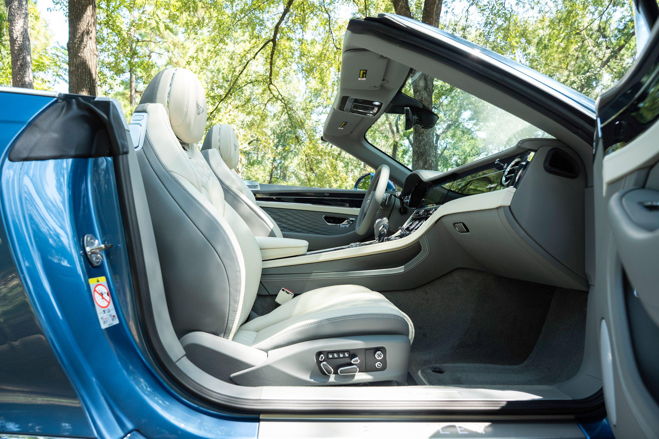 2026 Bentley Continental GTC Azure - Photo 56