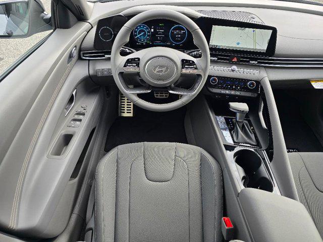 2025 Hyundai Elantra Blue - Photo 12