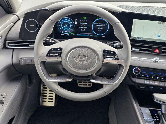 2025 Hyundai Elantra Blue - Photo 13