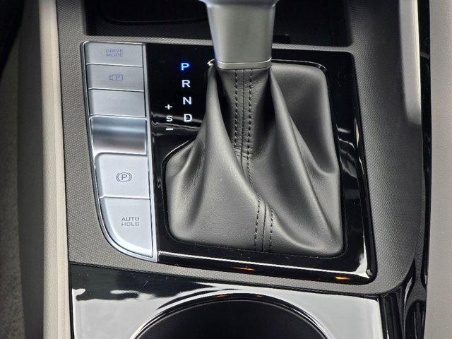 2025 Hyundai Elantra Blue - Photo 17