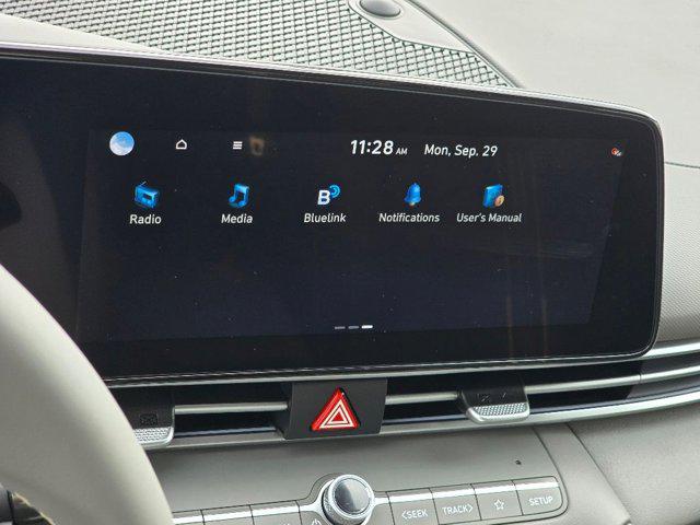 2025 Hyundai Elantra Blue - Photo 19