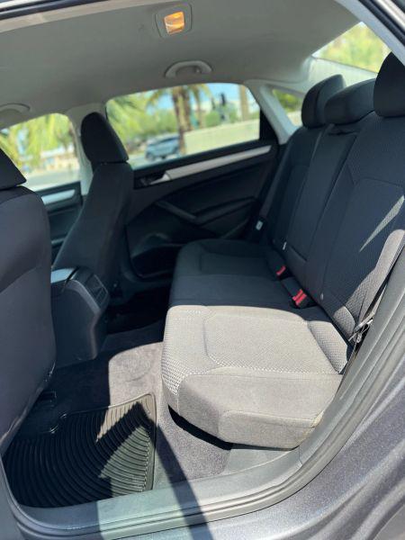 2015 Volkswagen Passat 1.8T S
