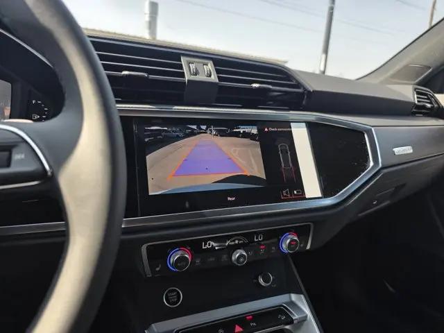 2025 Audi Q3 Premium 45 TFSI S line quattro Tiptronic