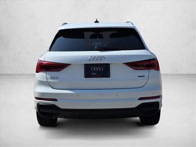 2025 Audi Q3 Premium 45 TFSI S line quattro Tiptronic