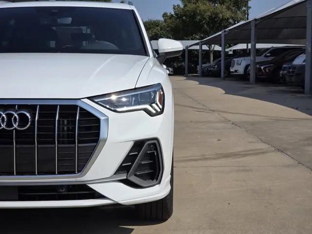 2025 Audi Q3 Premium 45 TFSI S line quattro Tiptronic