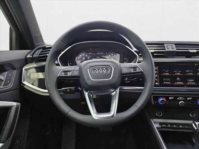2025 Audi Q3 Premium 45 TFSI S line quattro Tiptronic