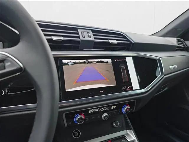 2025 Audi Q3 Premium 45 TFSI S line quattro Tiptronic