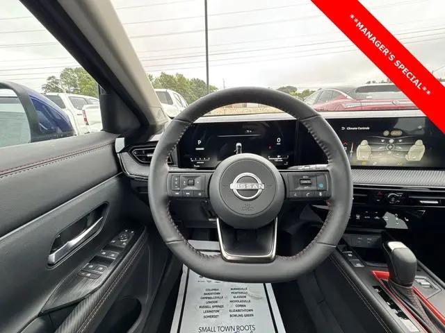 2025 Nissan Kicks SR Intelligent AWD