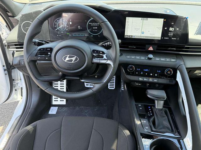 2025 Hyundai Elantra Blue - Photo 16