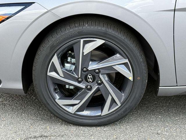 2025 Hyundai Elantra Blue - Photo 11