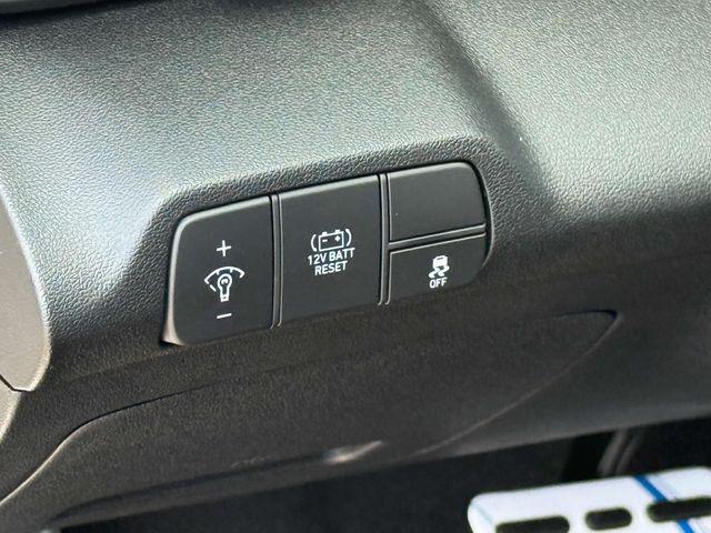 2025 Hyundai Elantra Blue - Photo 28