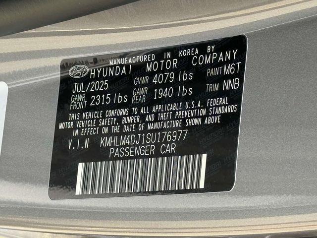 2025 Hyundai Elantra Blue - Photo 30