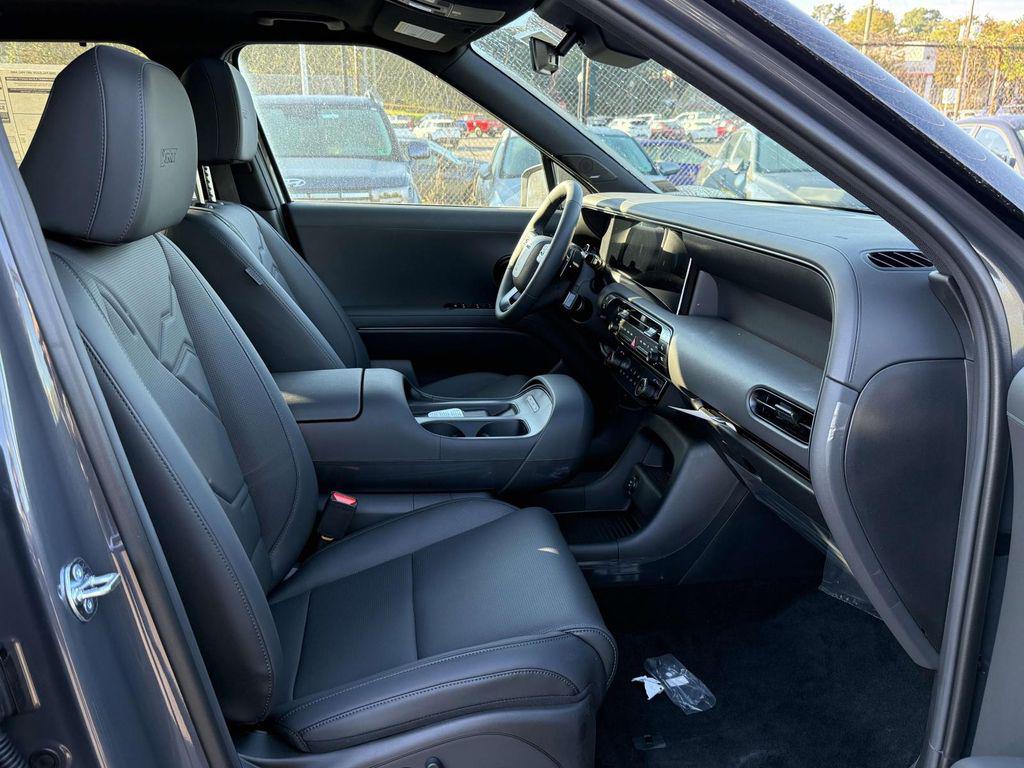 2026 Hyundai Palisade XRT Pro - Photo 15