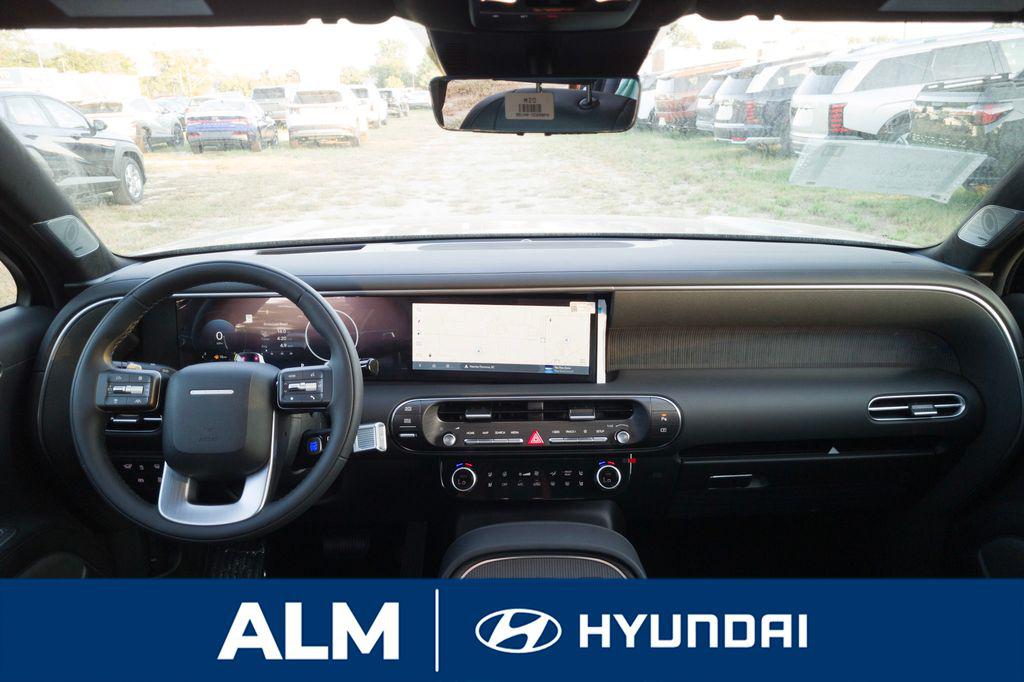 New 2026 Abyss Black HYUNDAI Calligraphy FWD image 18