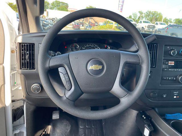 2025 Chevrolet Express Cutaway Work Van