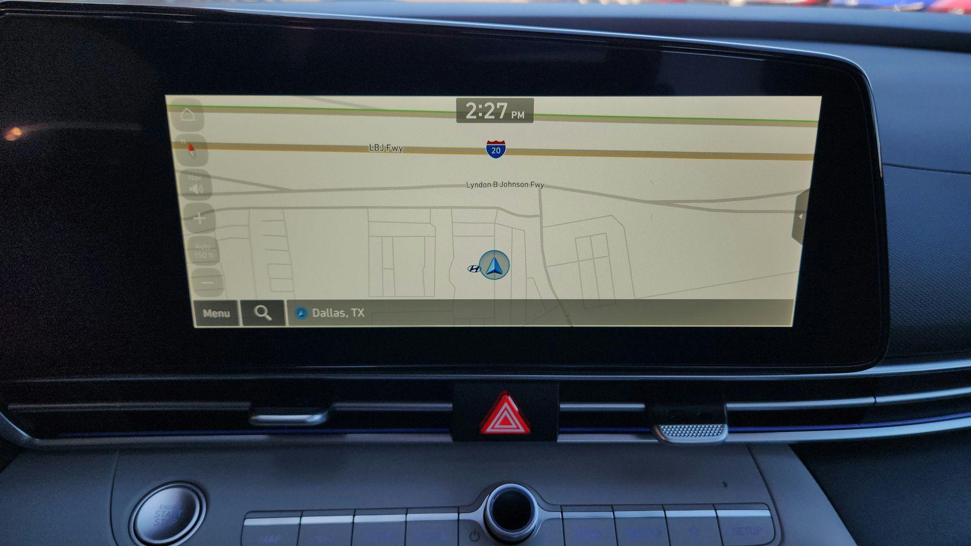 2025 Hyundai Elantra Limited - Photo 20