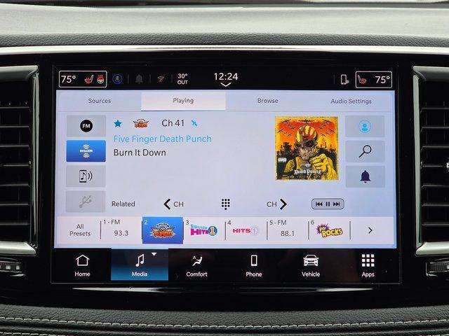 2026 Chrysler Pacifica Select