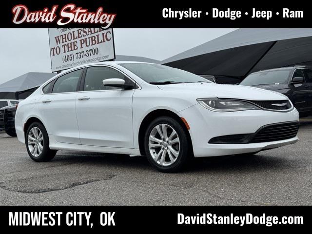 2017 Chrysler 200 Touring