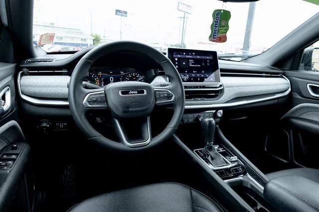 2024 Jeep Compass Latitude 4x4 2024 Jeep Compass Latitude 4x4