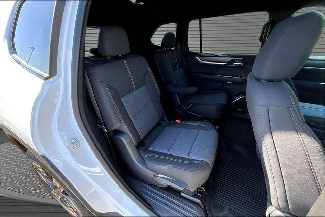 2026 GMC Acadia Elevation AWD