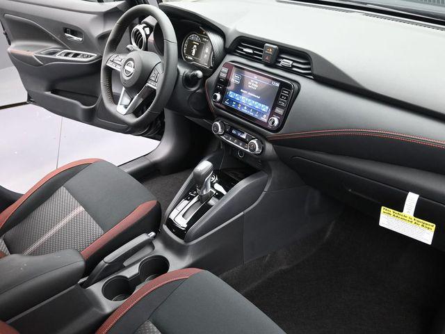 2025 Nissan Versa 1.6 SR