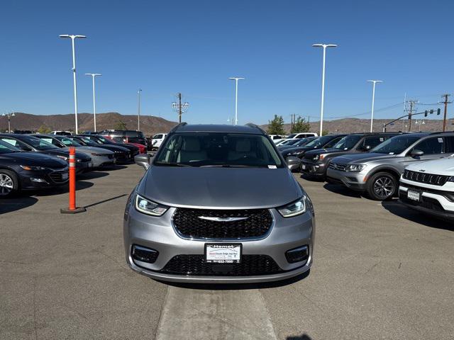 2021 Chrysler Pacifica Touring L 2021 Chrysler Pacifica Touring L