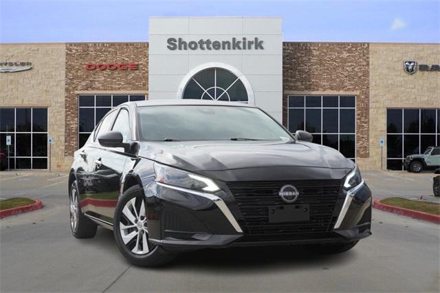 2025 Nissan Altima S FWD