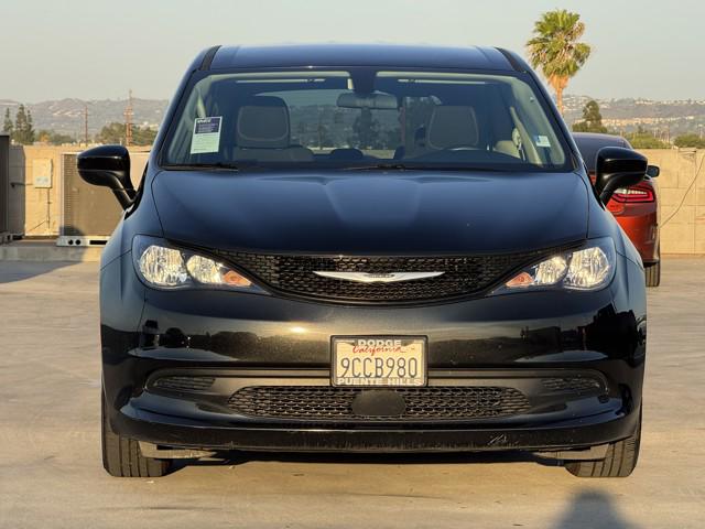 2022 Chrysler Voyager LX 2022 Chrysler Voyager LX