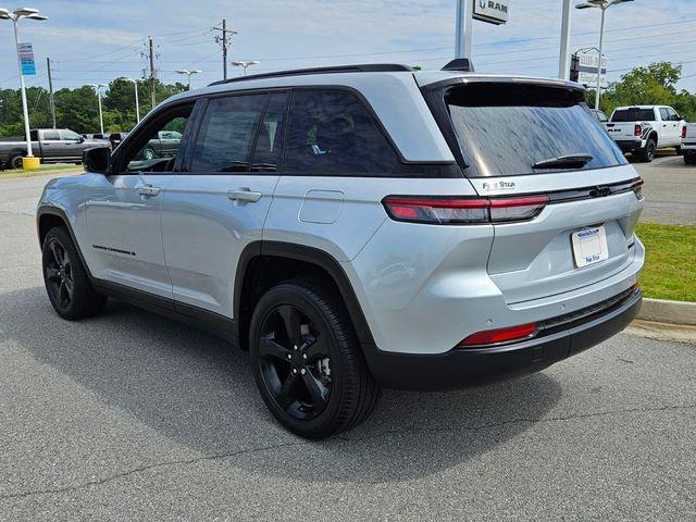 2025 Jeep Grand Cherokee Limited 4x2