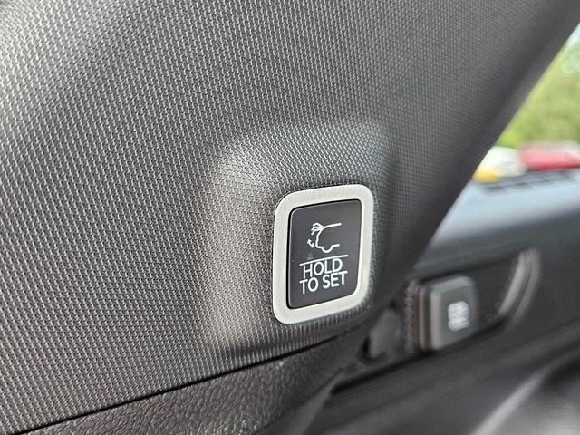 2025 Jeep Grand Cherokee Limited 4x2