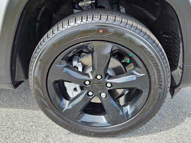 2025 Jeep Grand Cherokee Limited 4x2