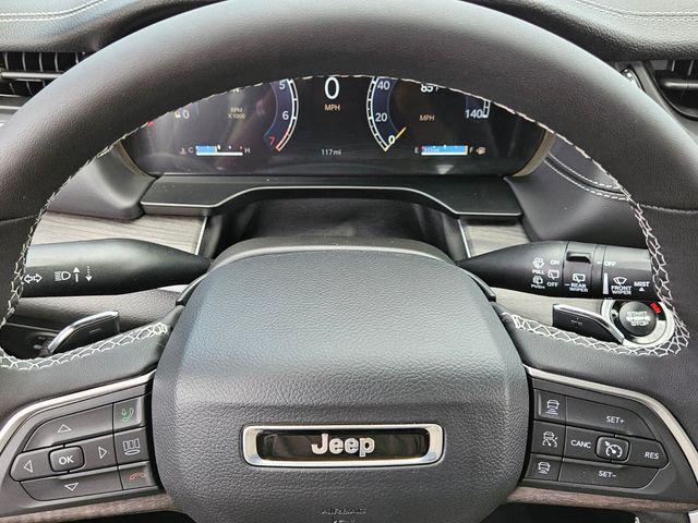 2025 Jeep Grand Cherokee Limited 4x2
