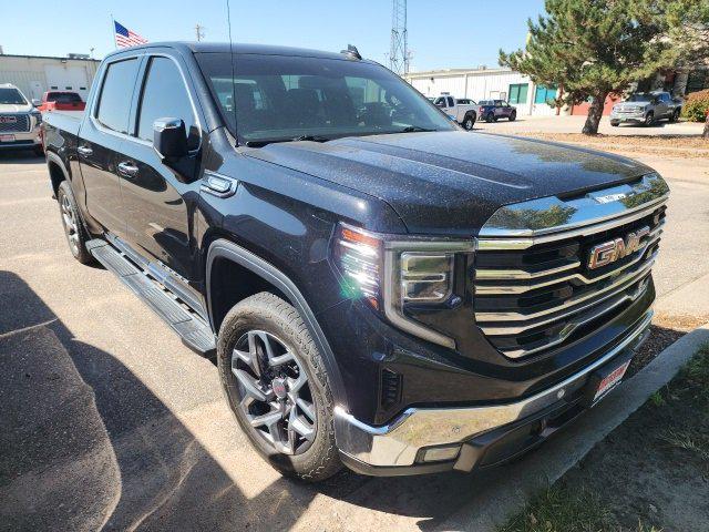 2022 GMC Sierra 1500 4WD Crew Cab Short Box SLT 2022 GMC Sierra 1500 4WD Crew Cab Short Box SLT