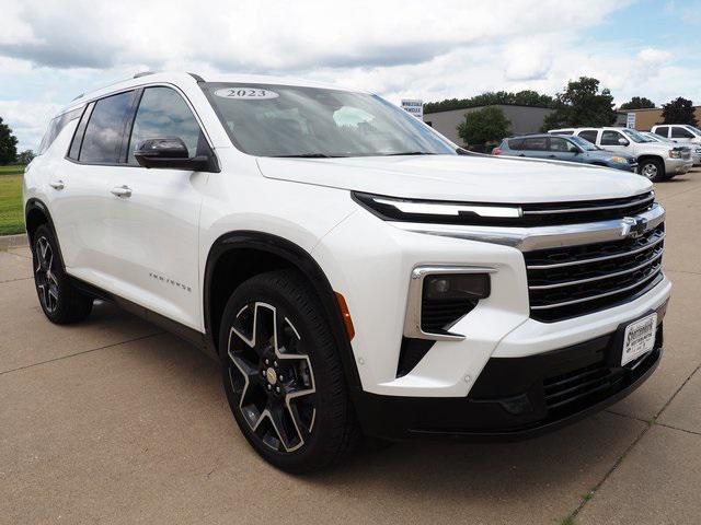 2025 Chevrolet Traverse AWD High Country