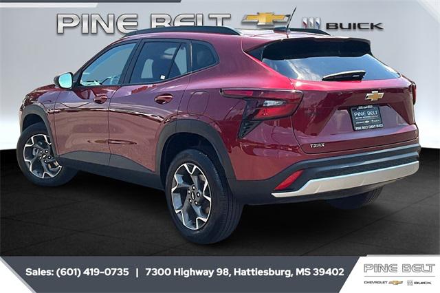 2025 Chevrolet Trax FWD LT