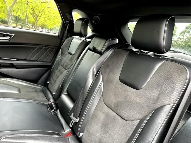 2019 Ford Edge ST