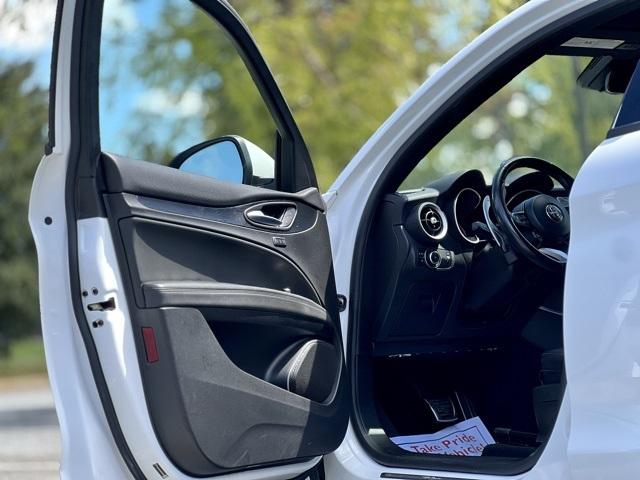 2022 Alfa Romeo Stelvio Sprint RWD
