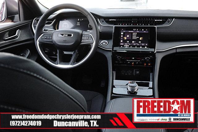 2025 Jeep Grand Cherokee L Laredo X 4x2