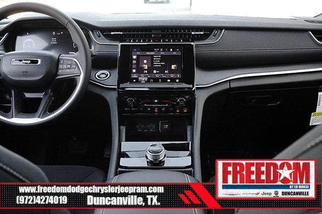 2025 Jeep Grand Cherokee L Laredo X 4x2