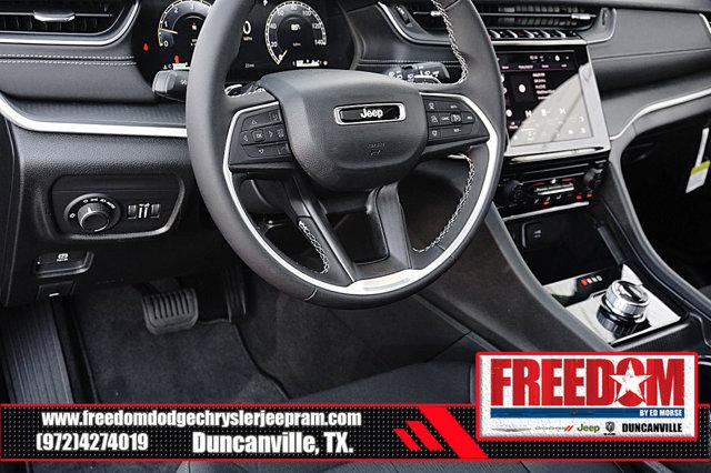 2025 Jeep Grand Cherokee L Laredo X 4x2