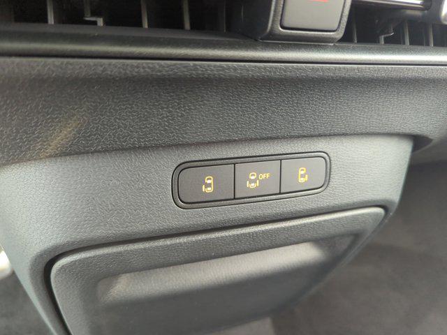 2025 Volkswagen ID. Buzz Pro S Plus