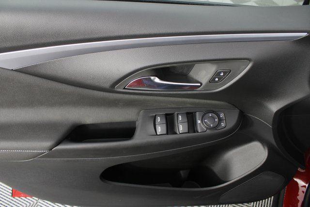 2026 Buick NV Preferred FWD