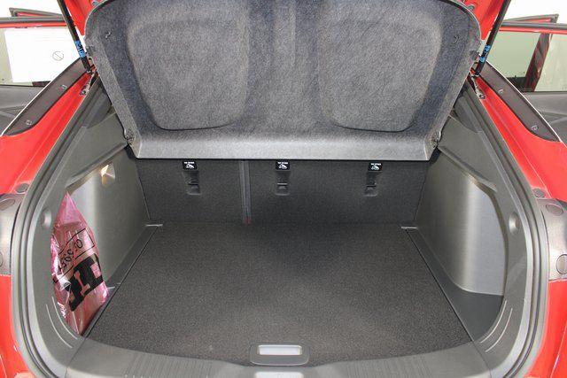 2026 Buick NV Preferred FWD