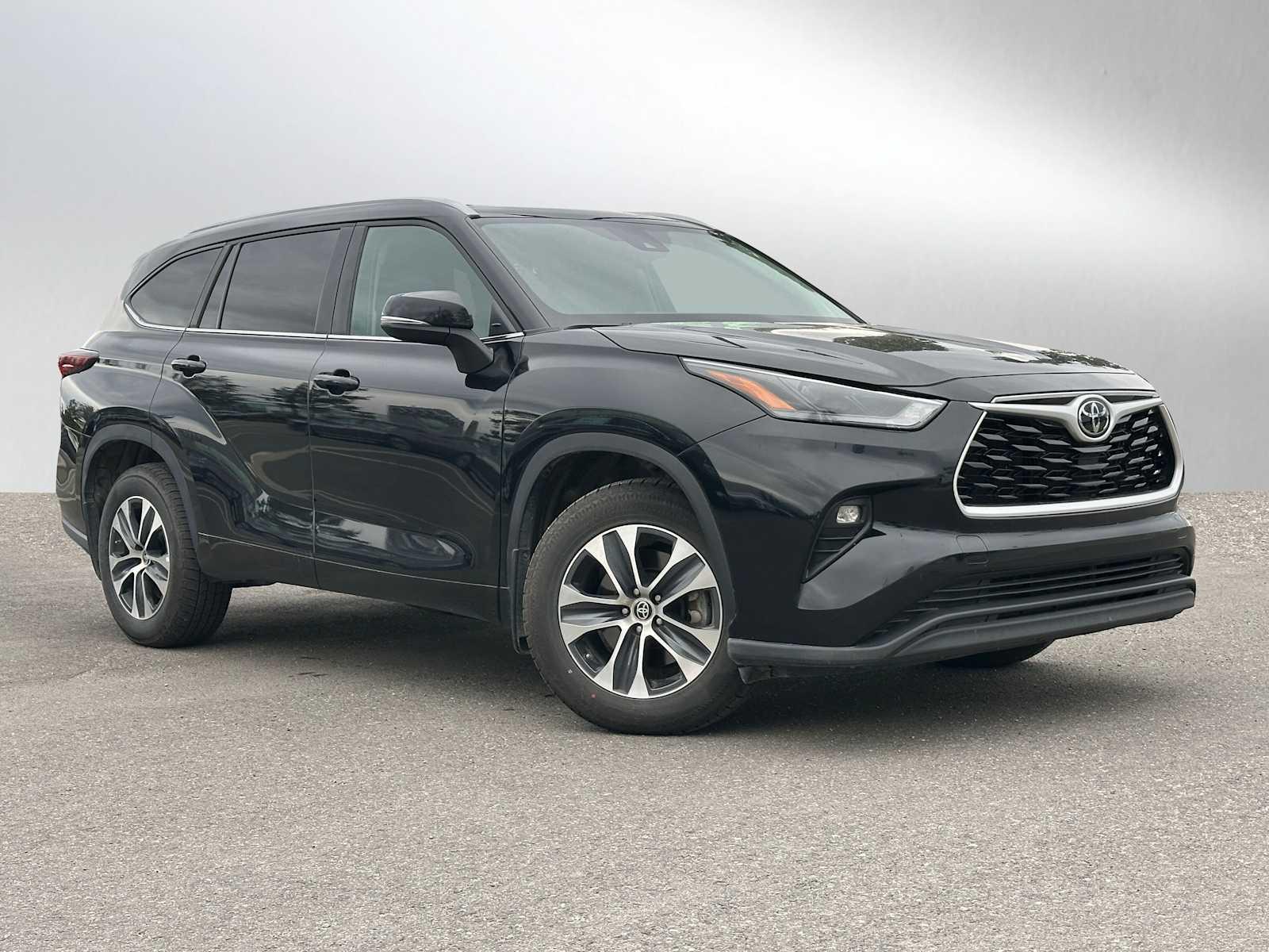 2024 Toyota Highlander XLE AWD