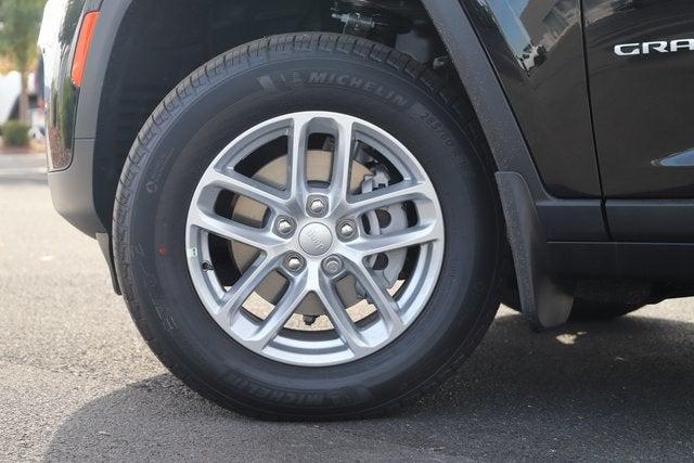 2025 Jeep Grand Cherokee GRAND CHEROKEE LAREDO X 4X4 2025 Jeep Grand Cherokee GRAND CHEROKEE LAREDO X 4X4