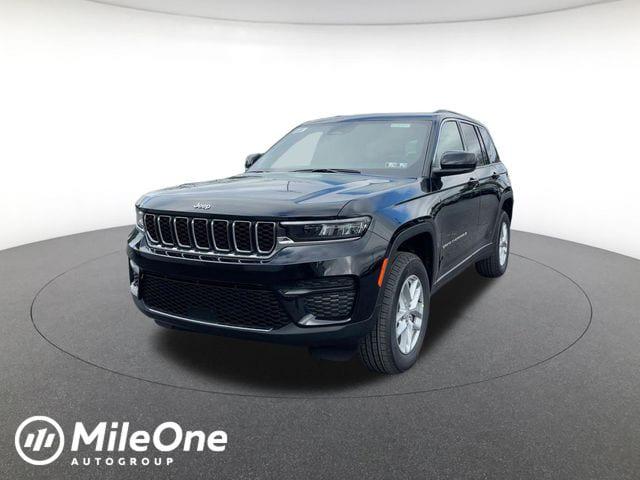 2025 Jeep Grand Cherokee GRAND CHEROKEE LAREDO X 4X4